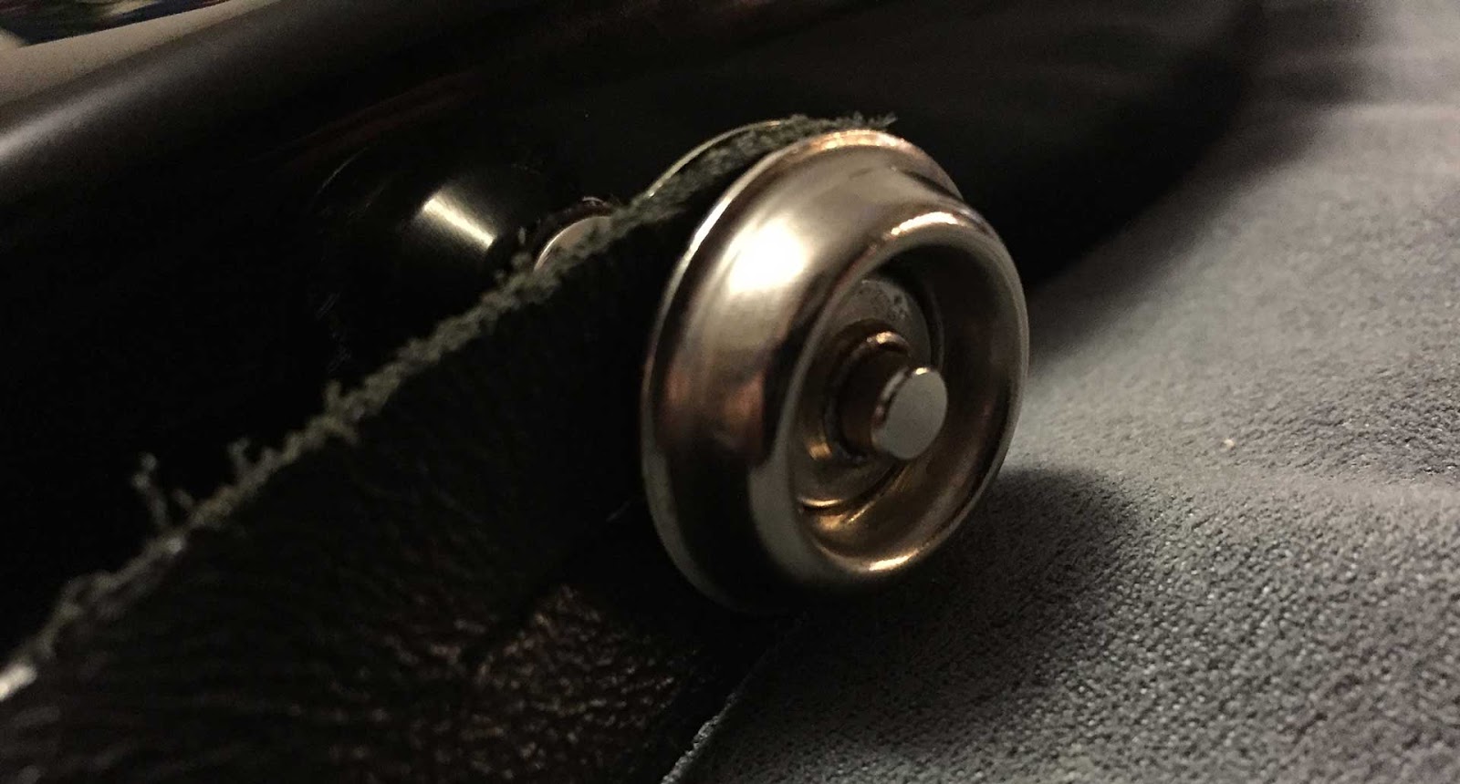 Your Home Recording Dunlop Dual Design Straplok System Installation