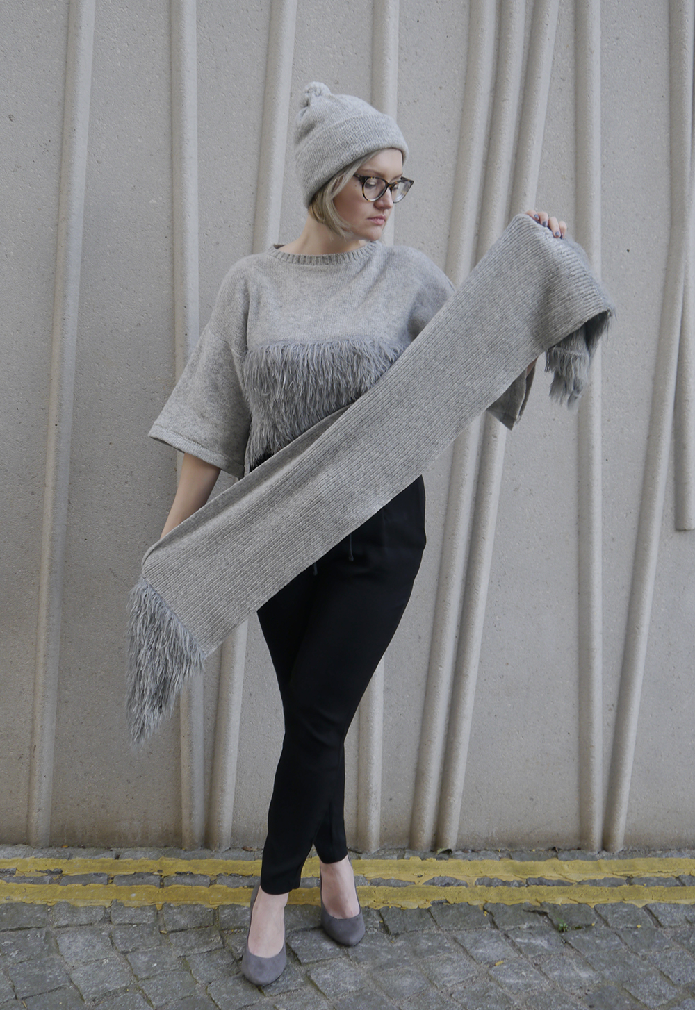 Styled by Kimberley: Yellow Bubble knitwear Scottish blogger, Kimberley from Wardrobe Conversations, Edinburgh, Edinburgh designer, independent knitwear designer, Yellow Bubble, Yellowbubble, luxury knitwear, Scottish knitwear, handmade knits, Scottish designer, matching hat and jumper, patterned jumper, Scottish street style, faux fur, casual knitwear, new British design talent