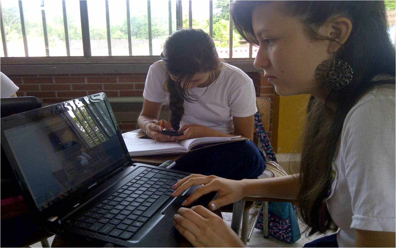Español LA FALTA DE ATENCION EN EL AULA DE CLASE