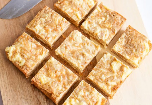 Carrot Cake Bars #desserts #bars