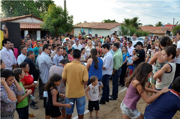 Prefeitura entrega nova UBS e calçamento em aniversário de Cocal - Imagem 6