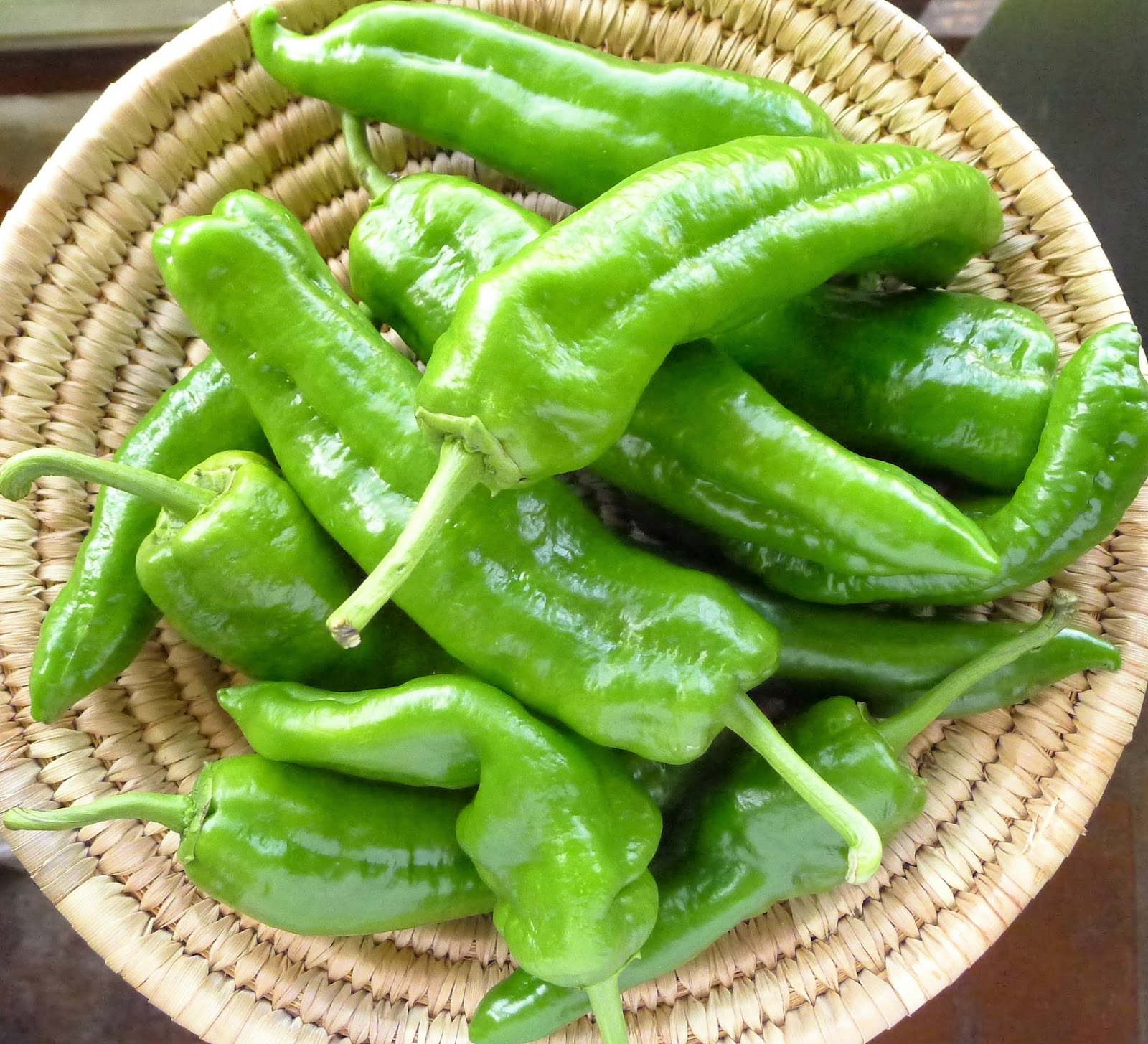 MY KITCHEN IN SPAIN OH, THOSE KINKY PEPPERS!