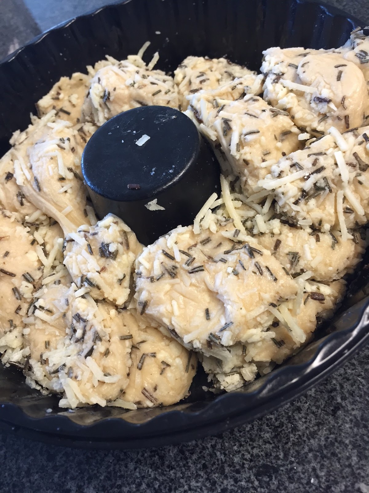 Review Trader Joe's Rosemary Garlic Monkey Bread A Nibble Bit