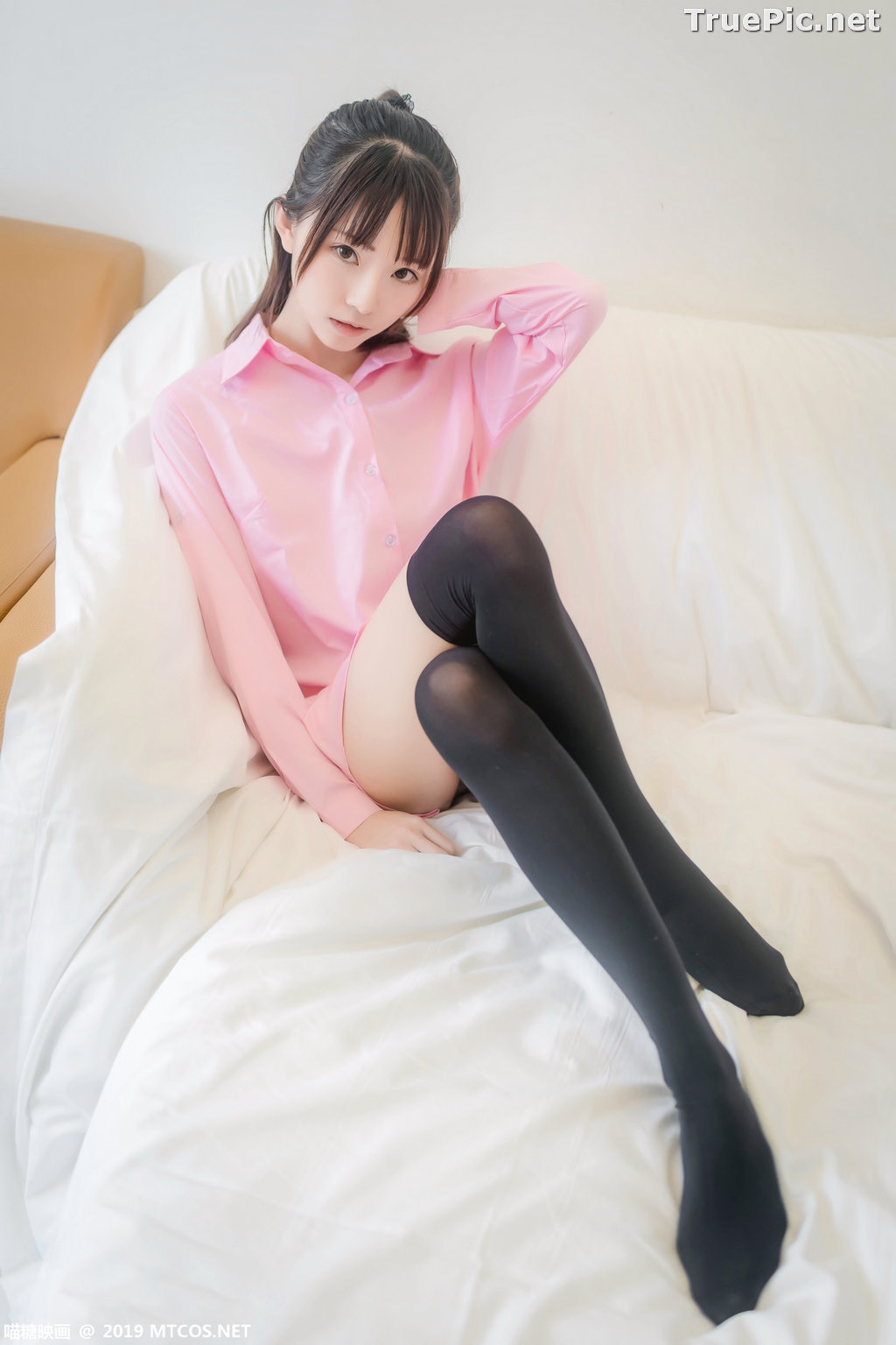 Image [MTCos] 喵糖映画 Vol.022 – Chinese Model – Pink Shirt and Black Stockings - TruePic.net - Picture-35