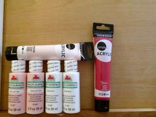 Image of Daler Rowney and Apple Barrell acrylic paints 