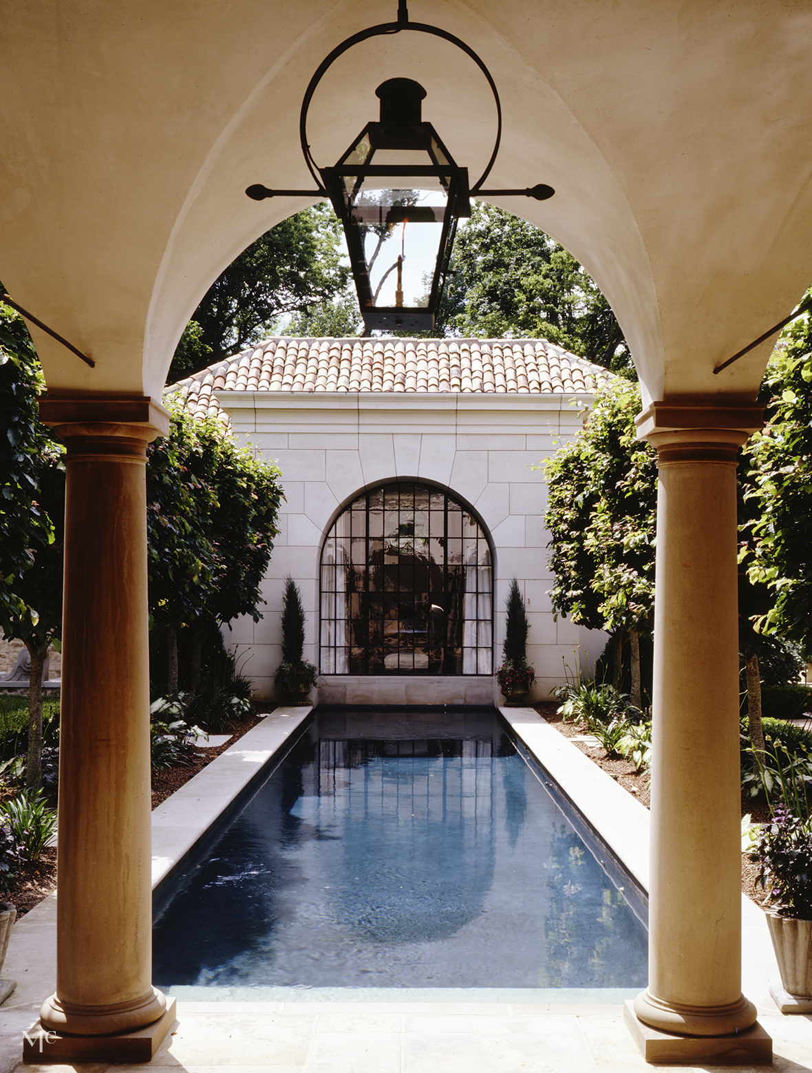 Décor Inspiration | Classic Romance: Old Meets New in this Nashville Home