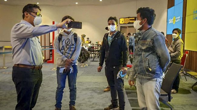 Kuasa Hukum Sebut 14 ABK Kapal China Tak Terima Gaji Utuh Kuasa Hukum Sebut 14 ABK Kapal China Tak Terima Gaji Utuh