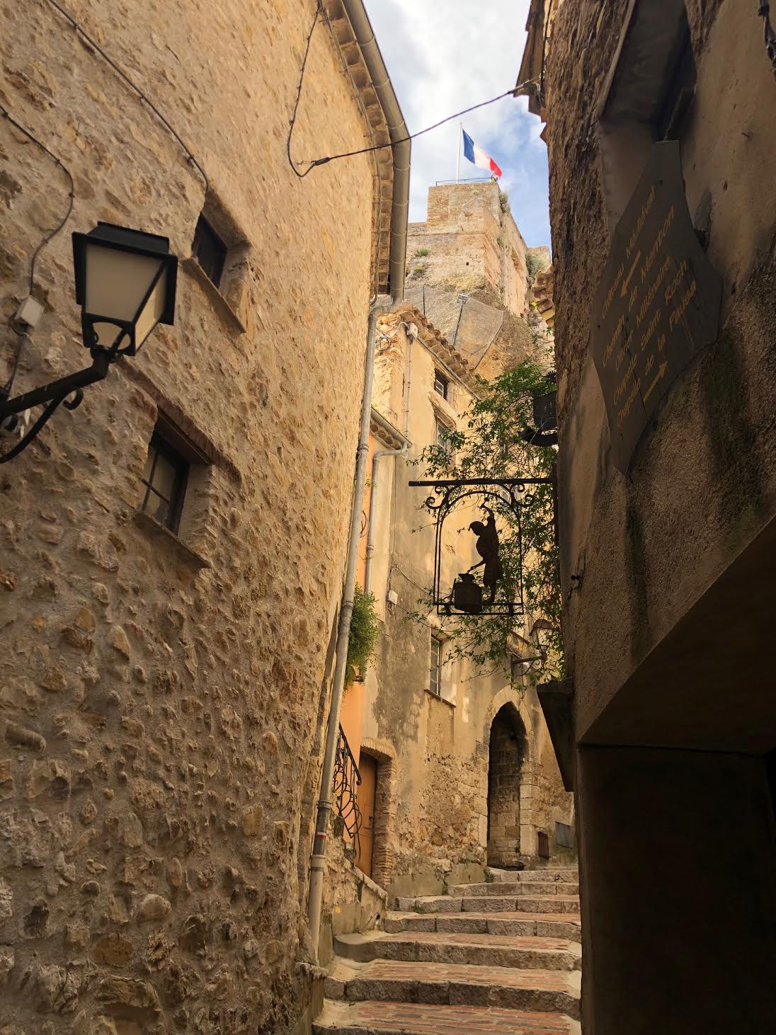 A medieval castle in Roquebrune, France & a few snaps from Monaco
