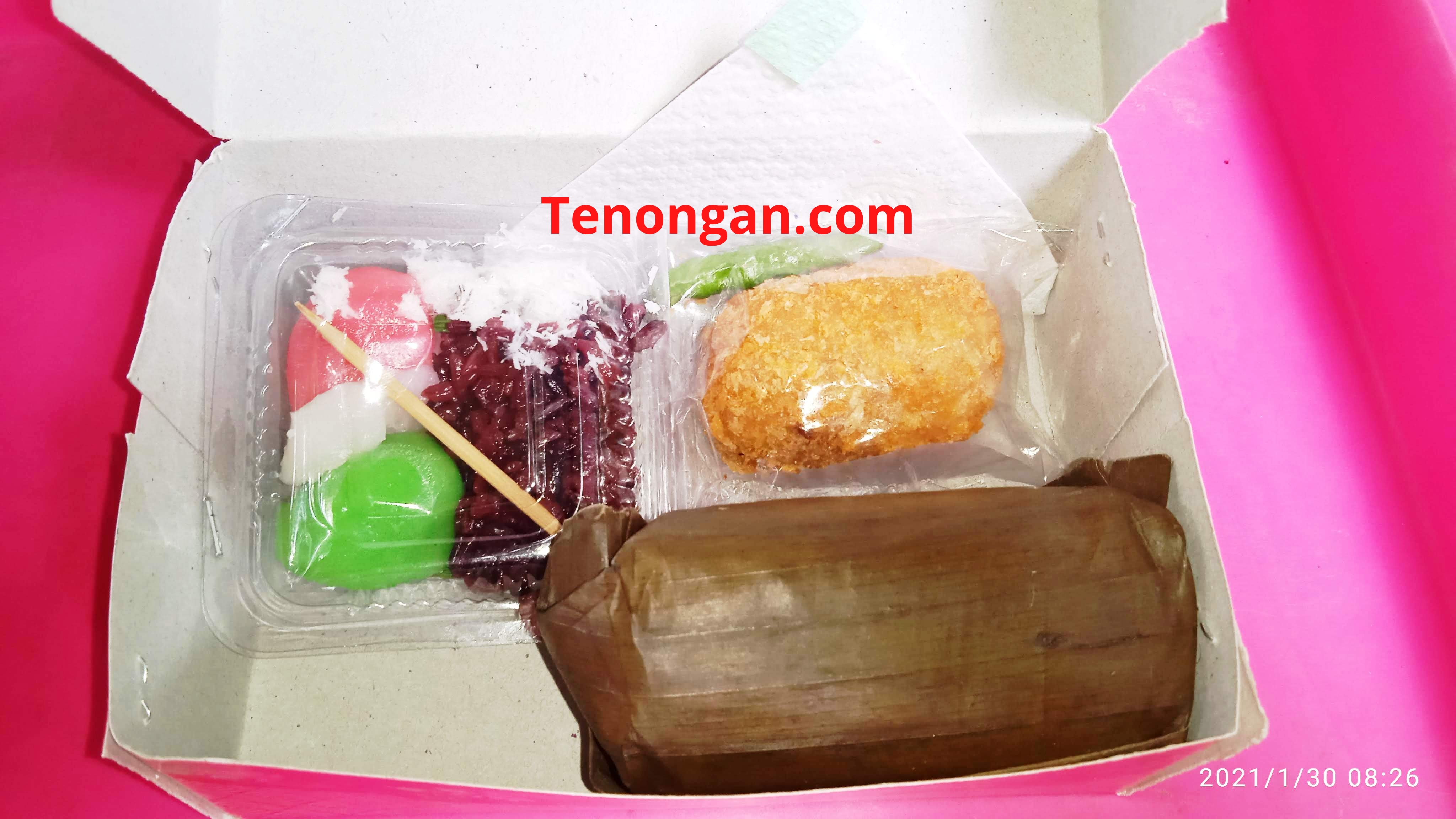 Pesan Snack Box Harga 5500 Isi Arem Kroket Dan Lenjongan Pusat Jajanan Pasar Karanganyar Tasikmadu 0852 1190 7384