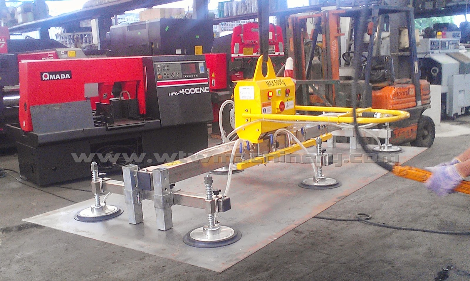 SHEET LIFTER by Wongtanawoot Sheet Lifter เครื่องยกแผ่นสุญญากาศ