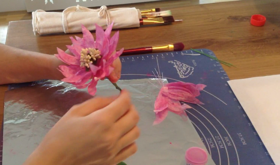 Poffudukcakes Cake Decorating Tutorials Yenilebilir Kagittan Telli Cicek Yapimi How To Make Wired Wafer Paper Flower