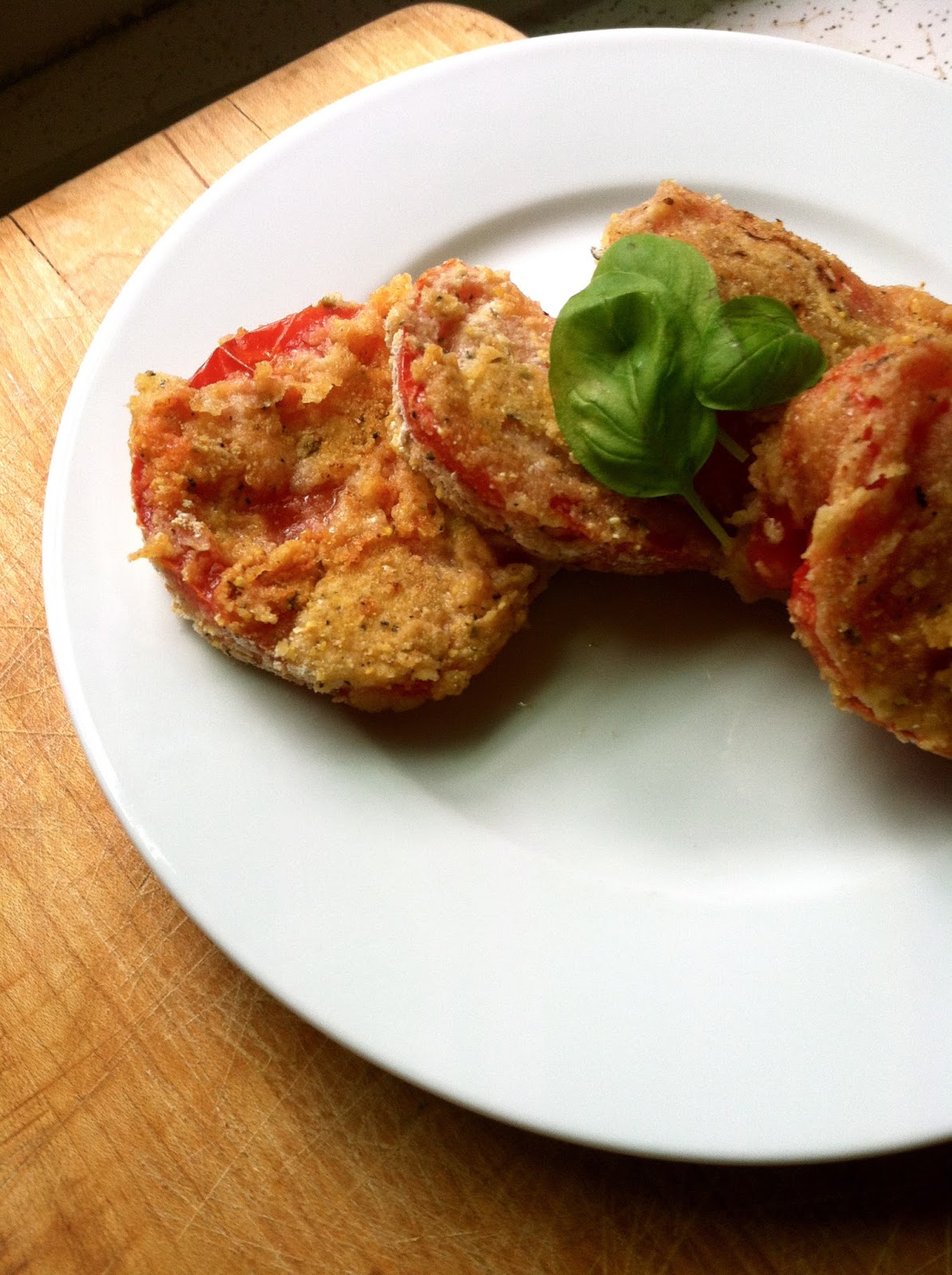 Slow Club Cookery. CornmealCrusted Fried Tomatoes