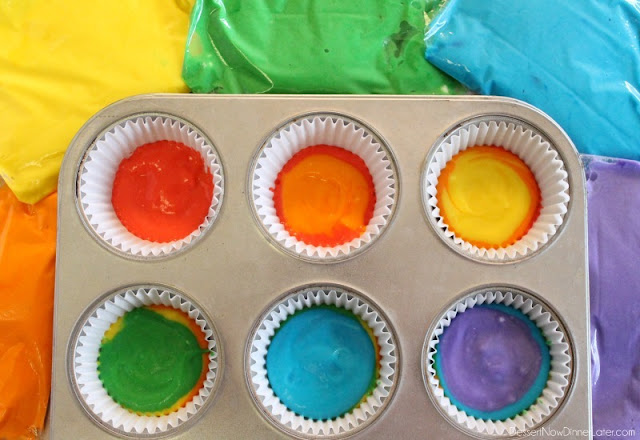 රේන්බෝ කප්කේක් (Rainbow Cupcakes) - Your Choice Way