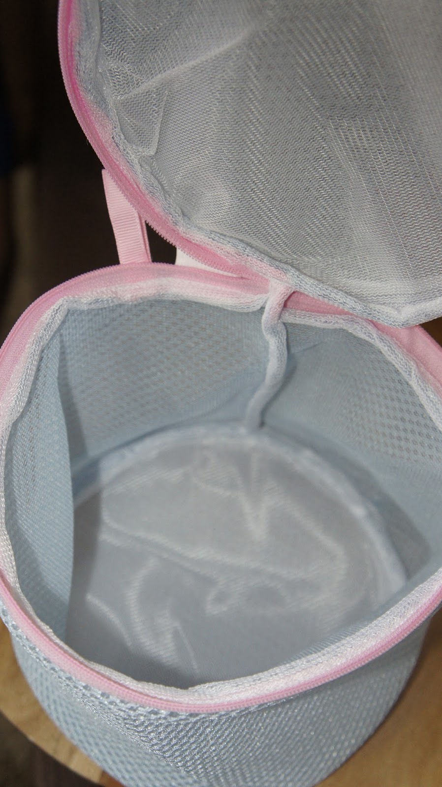 Set of 3 Zippered Mesh Bra Wash Bags by BTSKY ~ Let Me Review That For You!