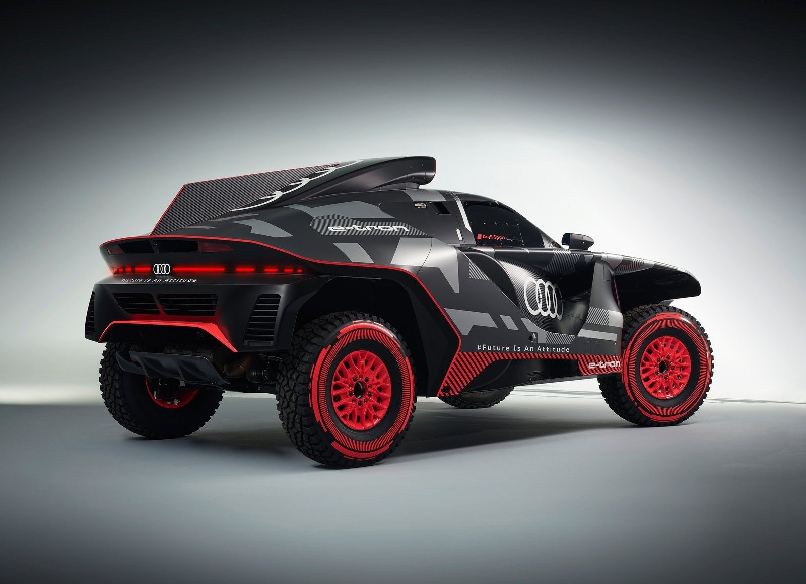 2022 Audi RS Q e-tron Dakar Rally