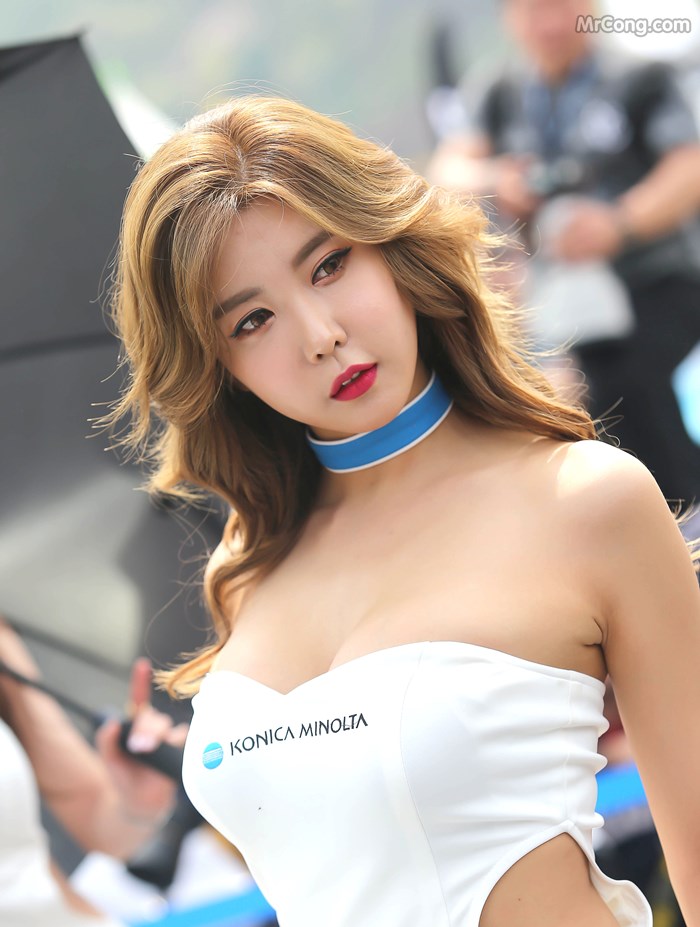 Heo Yoon Mi&#39;s beauty at the CJ Super Race event, Round 1 (70 photos) photo 4-1