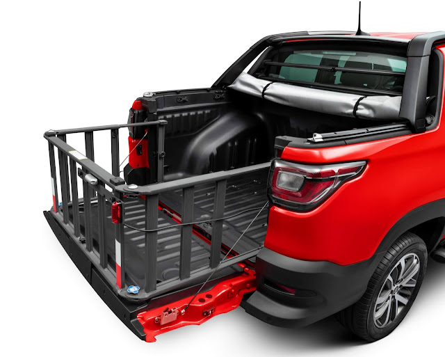 Fiat Strada 2021 - acessórios Mopar