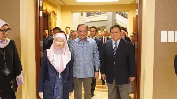 Persahabatan, Prabowo Bertemu Anwar Ibrahim di Malaysia