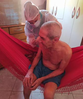 COVID: MACAU COMEÇA VACINAR IDOSOS ACAMADOS