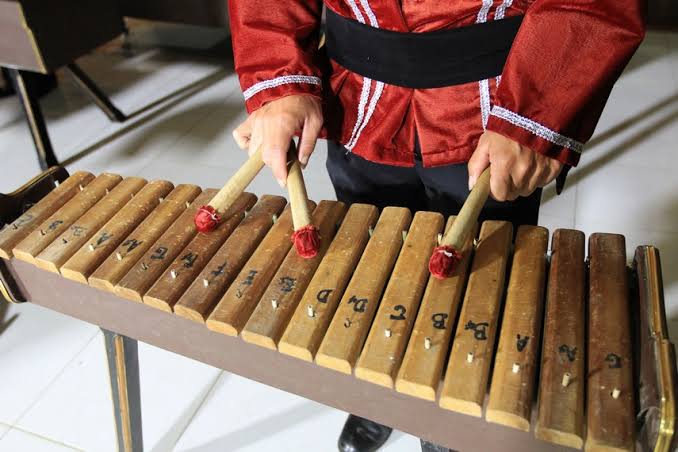 Alat Musik Kolintang Berasal Dari Daerah Ilmumbahguru Alat Musik Kolintang Berasal Dari Daerah Ilmumbahguru