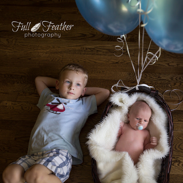 baby-sibling-photography