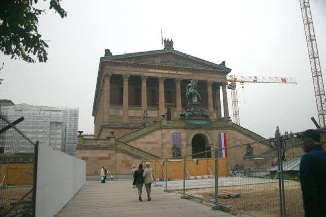 Altes Museum ENTRANCE under construction 2007