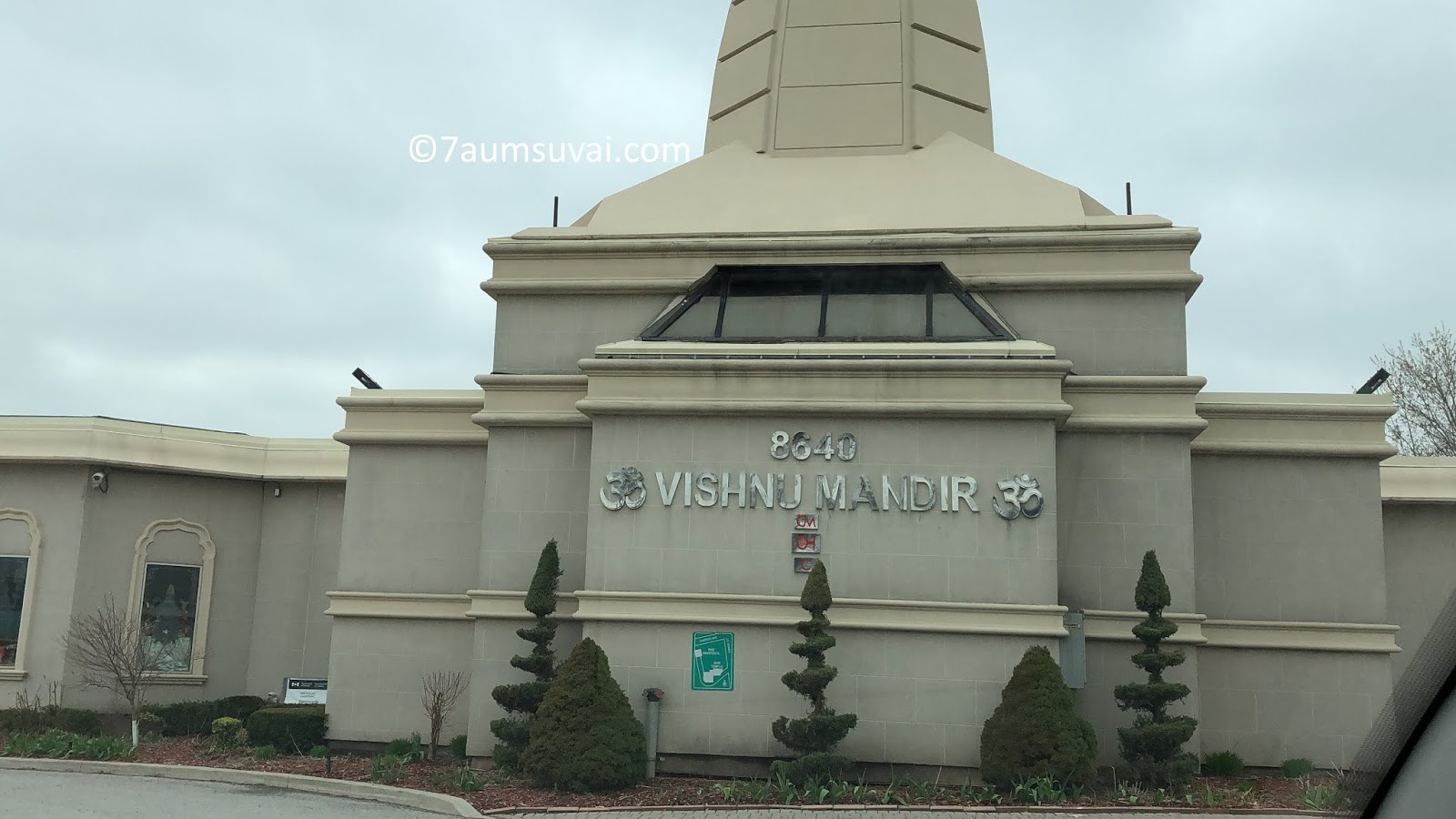 Richmond hill temples/Vishnu Mandir / Hindu temple society of Canada