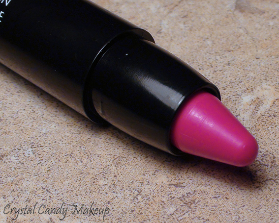 Crayon rouge à lèvres TwistUp Kinky Pink d'Annabelle