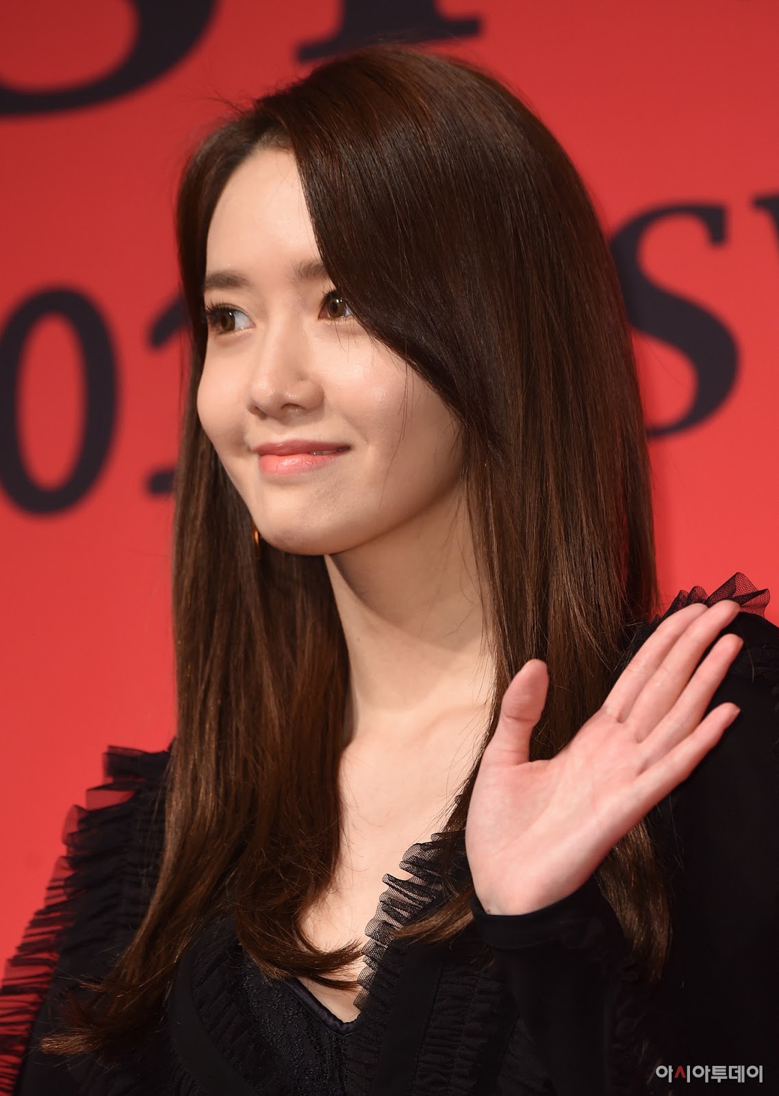 SNSD YoonA at the red carpet event of the 31st Korea Best Dresser Swan ...