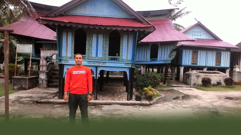 Diculik Pasutri ke Rumah Adat Bendang Air Tiris, Air Tiris ini adalah salah satu kecamatan di kabupaten Kampar, Riau, Rumah Adat Bendang Kenagarian.