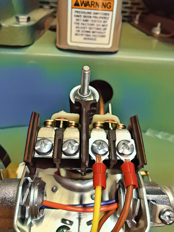 40 psi Fixed Differential 2-Way Release Valve Auto//Off Cut-Out Lever 1//4 NPT External Square D by Schneider Electric 9013FHG59J59M1X Air-Compressor Pressure Switch 175 psi Set Off