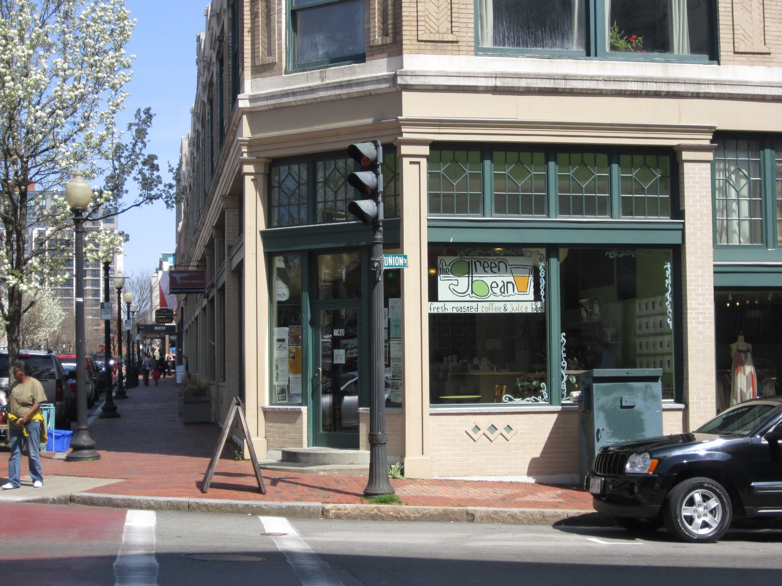 Geography of Coffee Shoppes Green Bean, New Bedford, MA