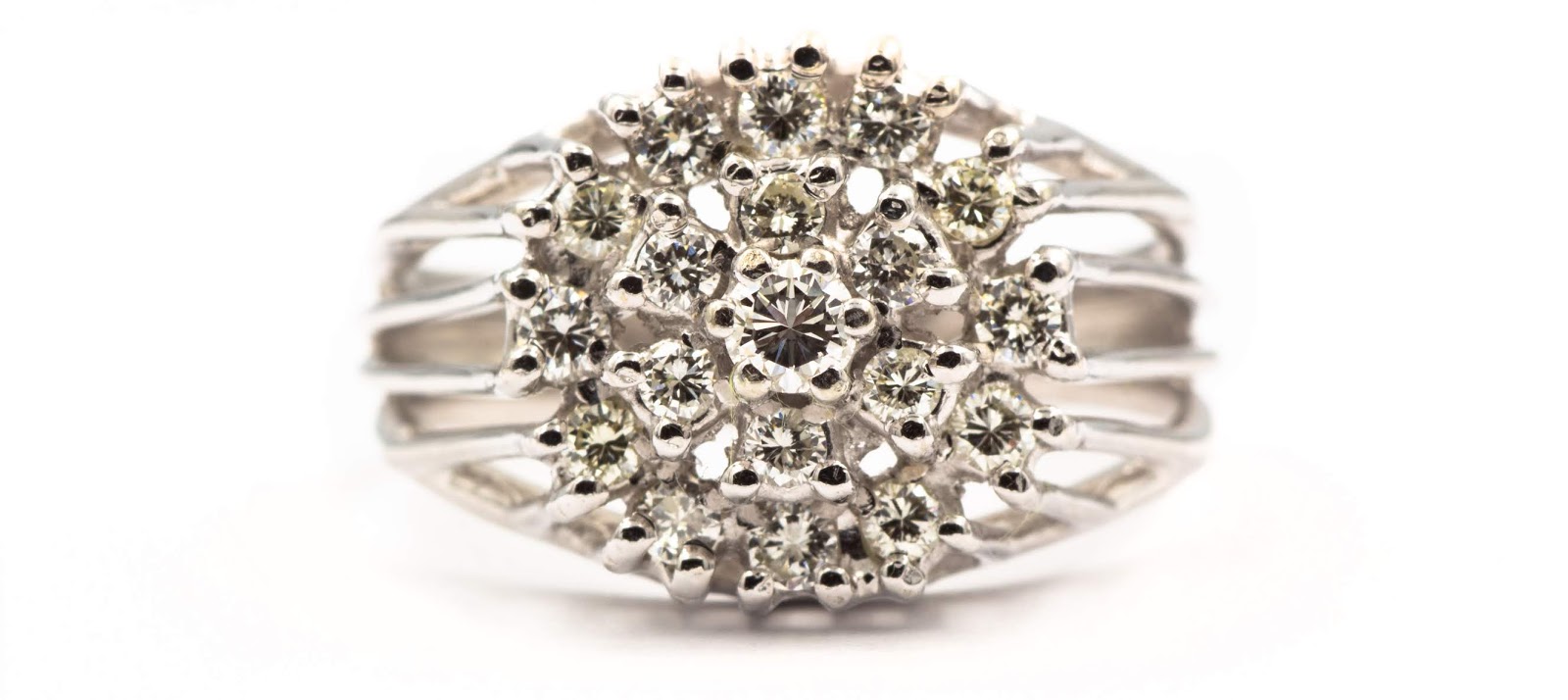 What does prong set mean? House of Magic Treasures