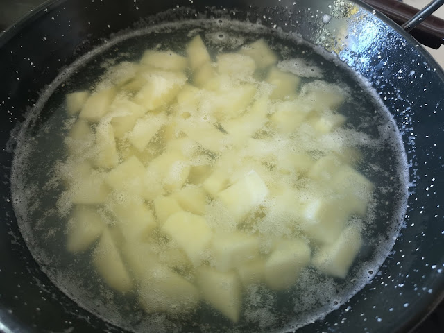 Cocemos las patatas