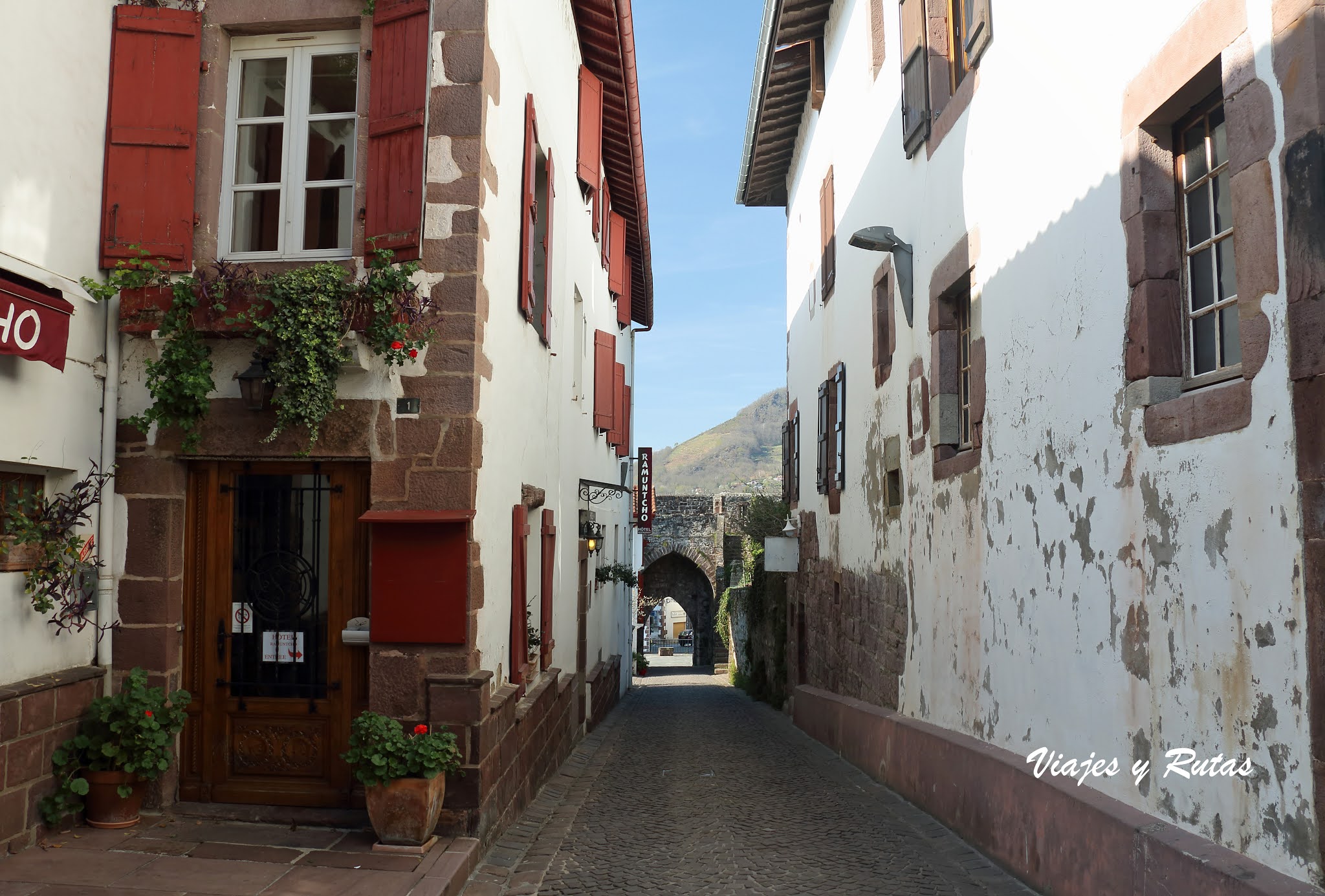 Puerta de san Juan de Pie de Puerto