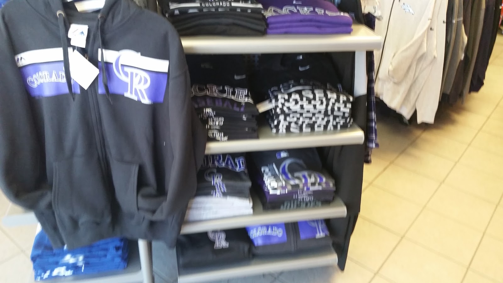 Jade's World Fanzz sports store