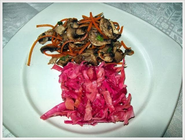 Sote de ciuperci cu varza murata