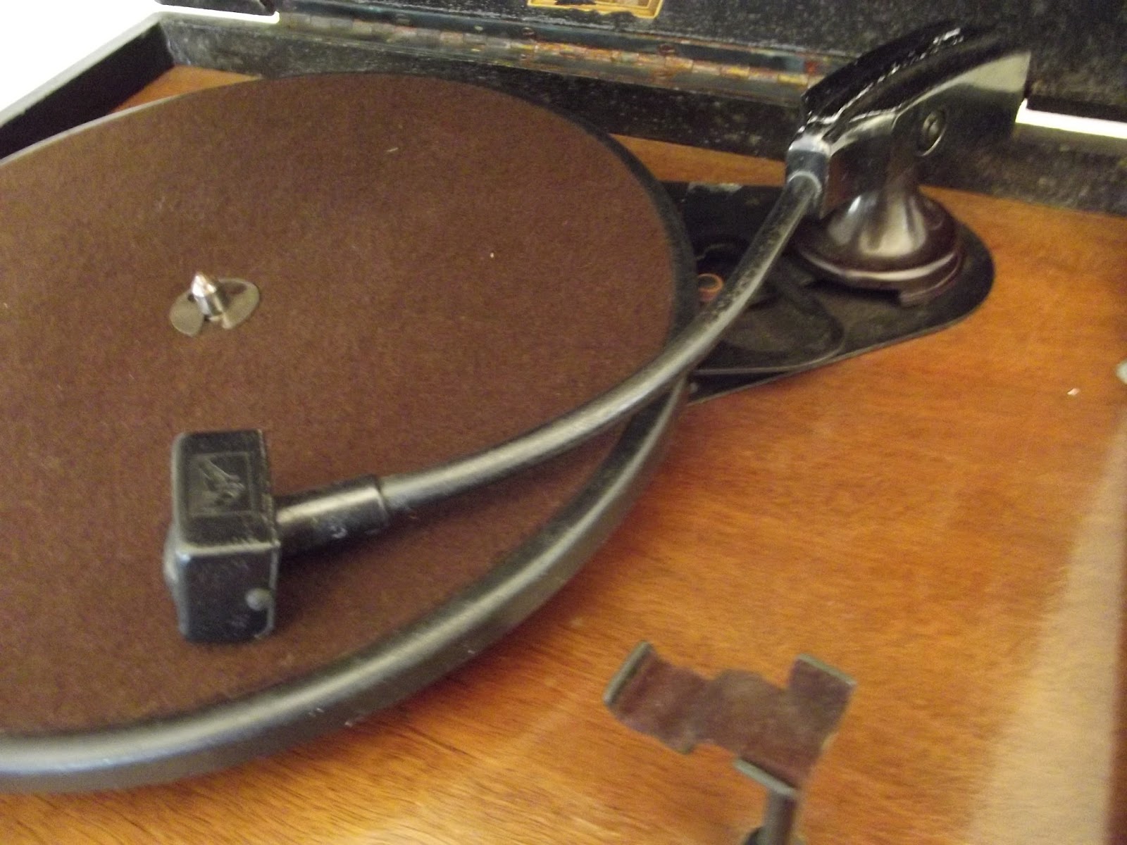 Tourne Disque La Voix De Son Maitre Valise