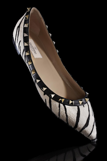 Valentino_Zebra_print_rockstud_flat