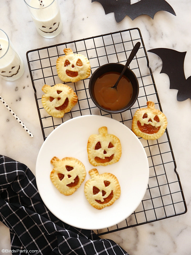 Quick and Easy Last Minute Halloween Party Food - Party Ideas | Party