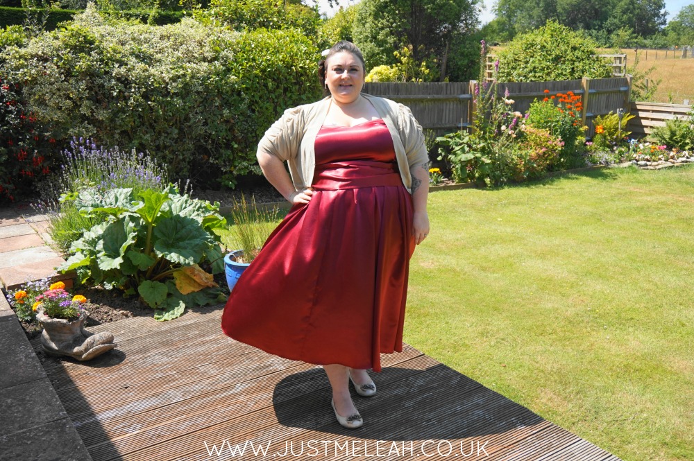 Outfit Bridesmaid Love Leah