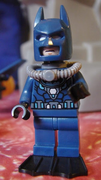 Toyriffic: ShengYuan Scuba Batman LEGO Bootleg