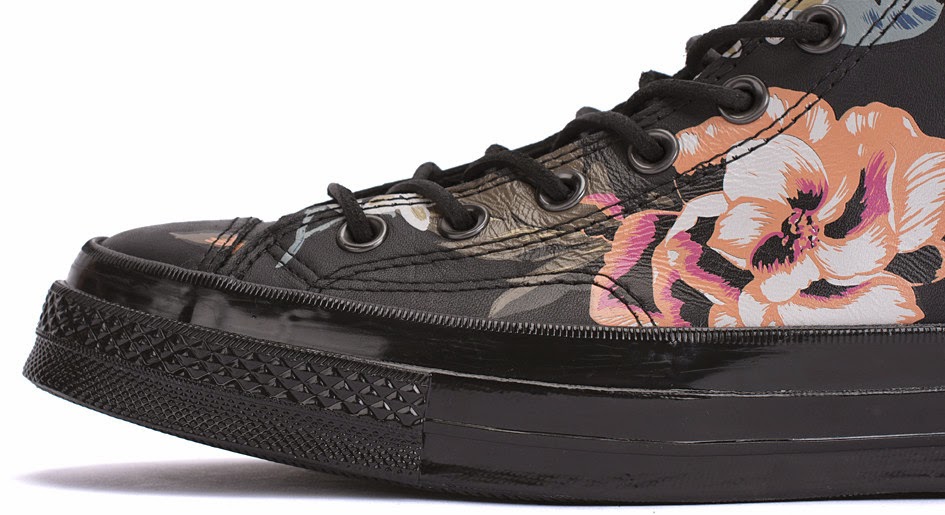 black converse with roses