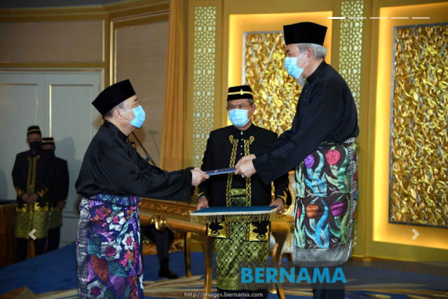 Datuk Seri Hajiji Noor Menerima Watikah Perlantikan Sebagai Ketua Menteri Sabah 