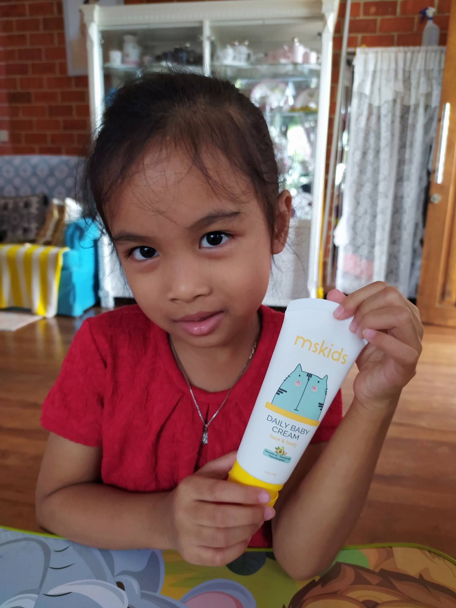 детская одежда. детская одежда kids. одежда для детей. одежда для детей. детская одежда и обувь реклама.