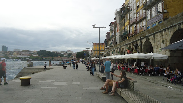 Cais da Ribeira Cais da Ribeira - o que ver no Porto