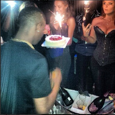 Wizkid birthday party amosu wine