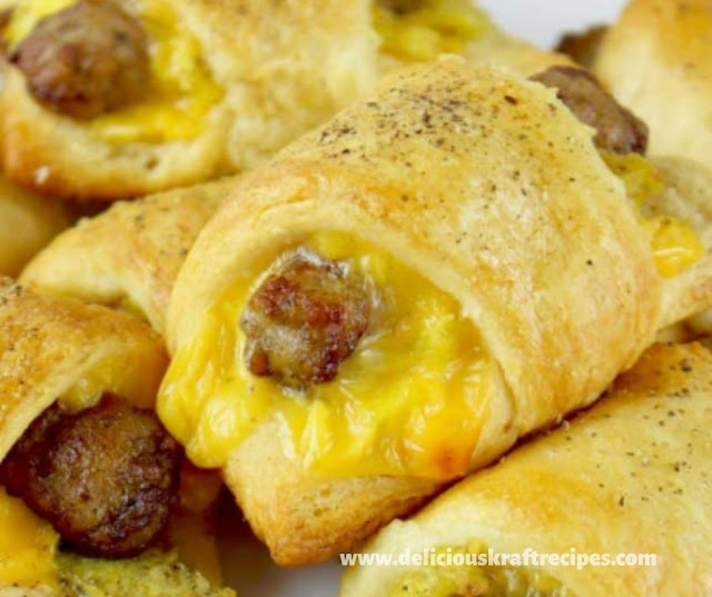 SAUSAGE, EGG AND CHEESE BREAKFAST ROLLS