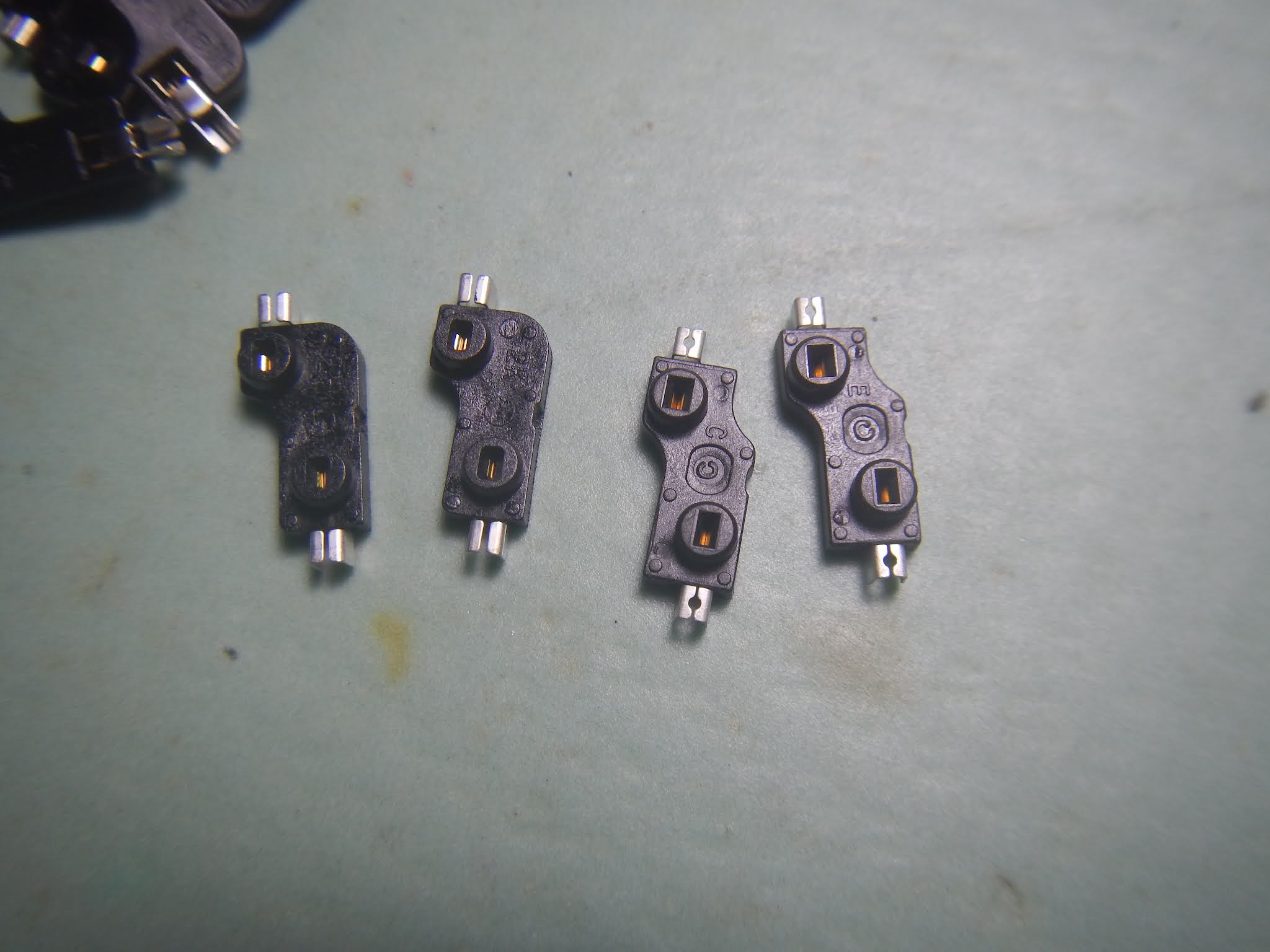 Kailh vs Gateron Hot Swap Sockets