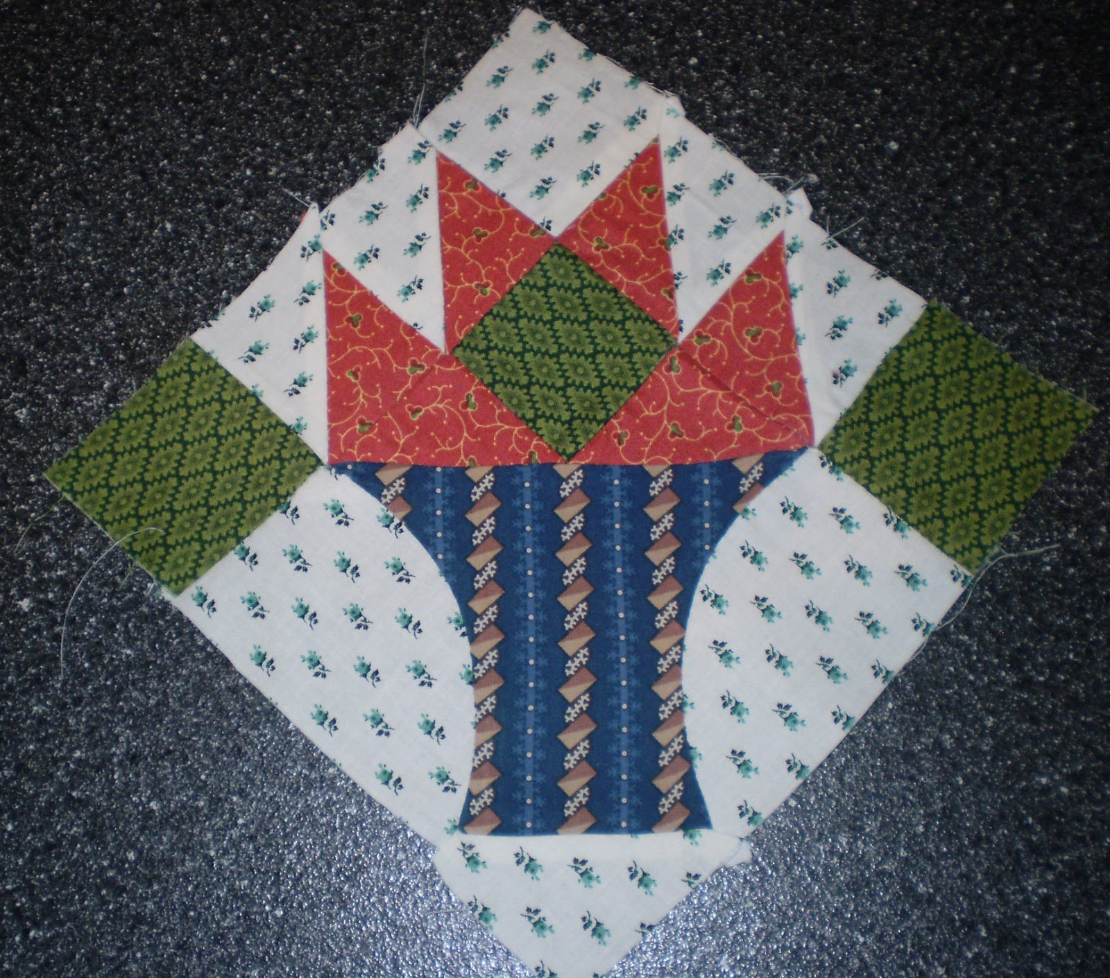 Legend and Lace Free Basket Block of the Month